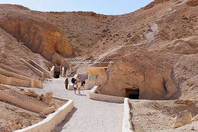 Luxor private full day tour east and west bank temples & tombs - Hatshepsut at Deir el Bahari: why this temple feels different