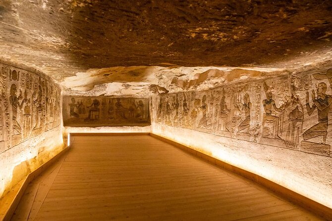 Luxor to Abu Simbel - Private Tour Nubian Monuments of Abu Simbel - Comfort on the road: air-conditioning, water, and what to pack