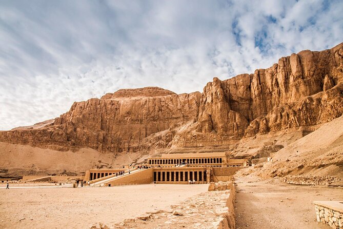 Luxor Tour from Hurghada Full Day Hight Quality King VIP - Colossi of Memnon: Iconic, Fast, and Worth the Stop