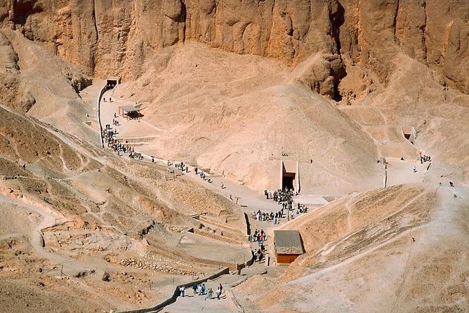 Luxor Trip Valley of Kings Hatshepsut & Karnak Temples - Hurghada - Karnak Temple Complex: Pylons, Chapels, and Decades of Building