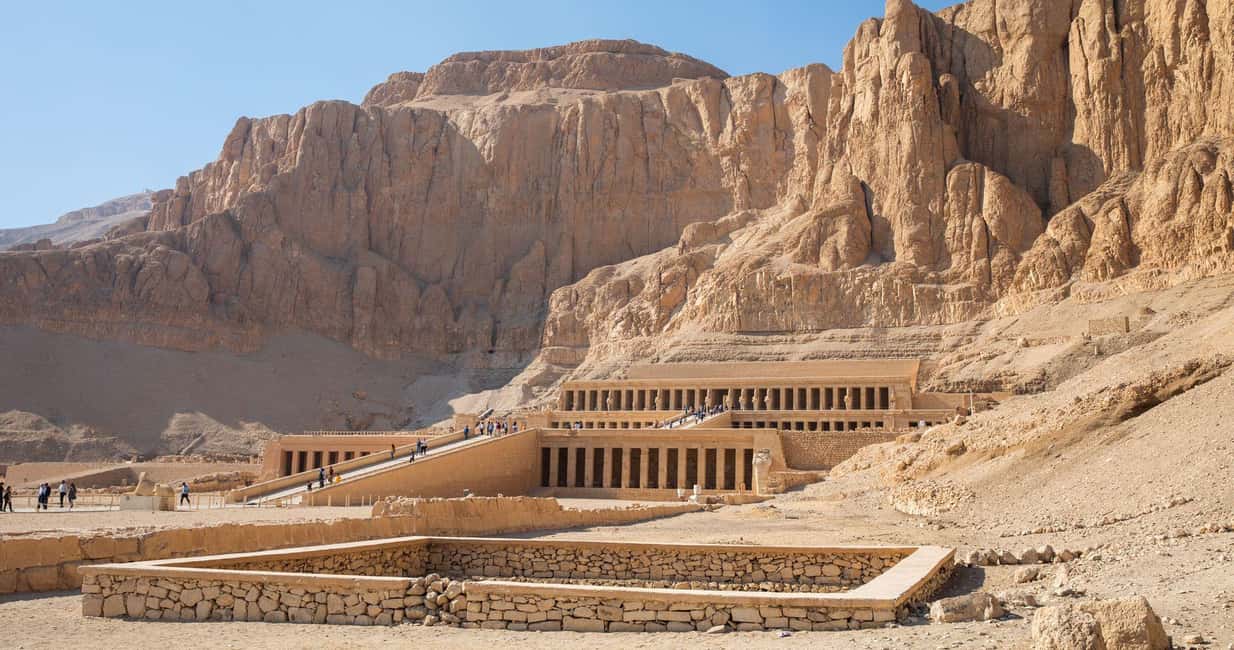 Luxor: Valley of The Kings and Hatshepsut Temple Day Trip - Valley of the Kings: royal tombs you can track by name