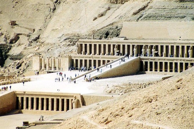 Luxor Valley of the Queens Full day with Transfers - Hurghada - Nile boat cruise to break up the day (and give your legs a rest)