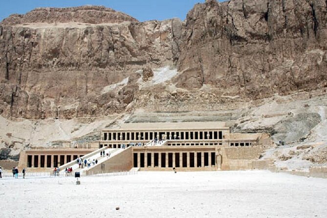 Luxor West Bank Group Tour: Valley of the Kings–Hatshepsut Temple–Memnon Colossi - Morning logistics: transport, group size, and the mobile ticket