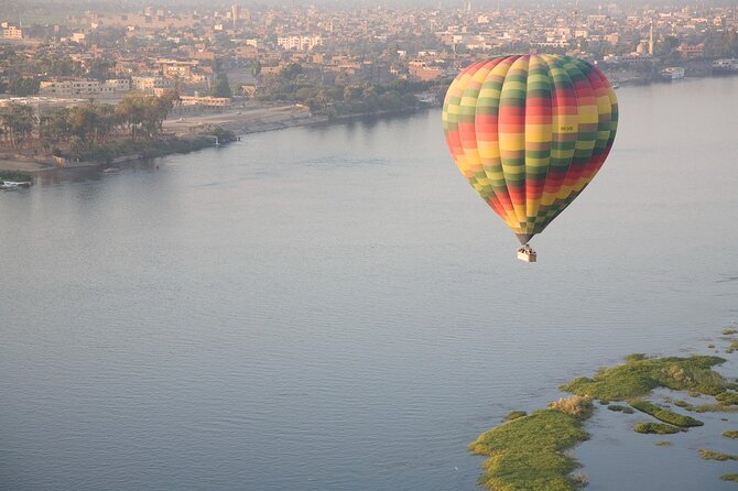 Luxury Hot Air Balloon Experience in Luxor with Pick-up - Spotting Hatshepsut Temple from Above