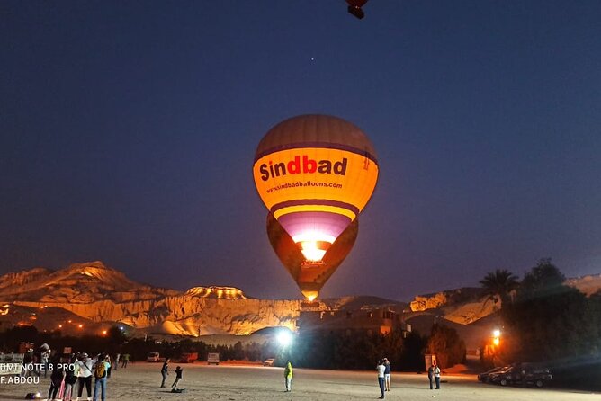 Luxury Hot Air Balloon Flight Over Luxor - Landing with a folkloric show and medal presentation