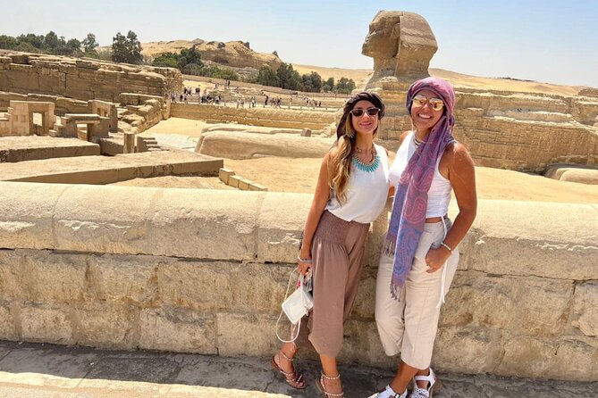 Luxury Private Tour Giza Pyramids ,Egyptian Museum and Bazaars - Giza local shops: souvenir time that stays controlled