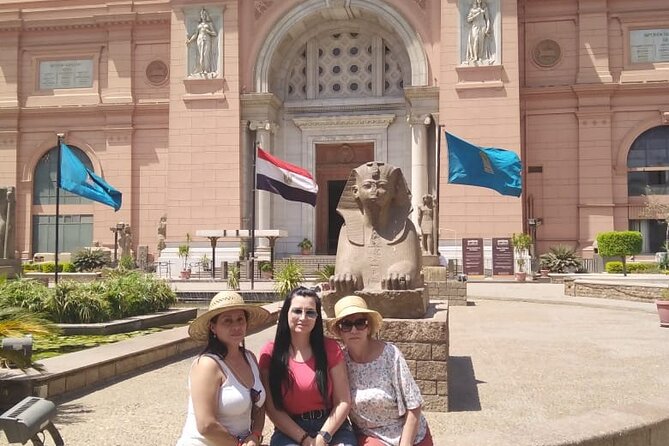 Luxury Private Tour Giza Pyramids ,Egyptian Museum and Bazaars - If your description mentions Alexandria: confirm the final itinerary