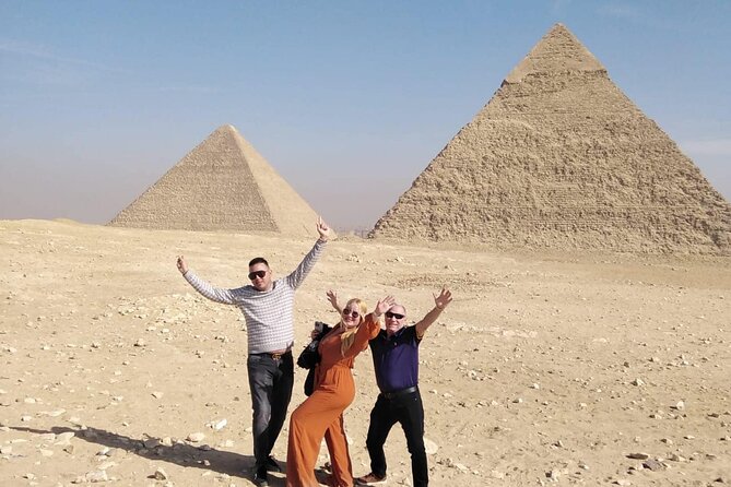 Luxury Private Tour Giza pyramids ,Sphinx ,Camel Rid and Lunch - Giza bazaar time and lunch: a break that also adds culture