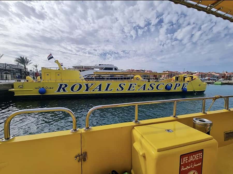 Makadi Bay: Royal Seascope Submarine Cruise & Snorkel stop - The Snorkeling Stop: 20 Minutes of Real Reef Time
