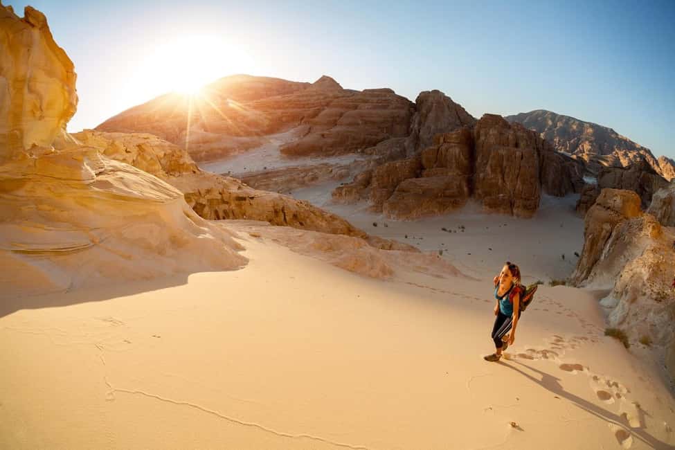 Marsa Alam Bedouin Nights: Jeep Safari, Dinner & Stargazing - What to wear and bring for a desert night in Marsa Alam
