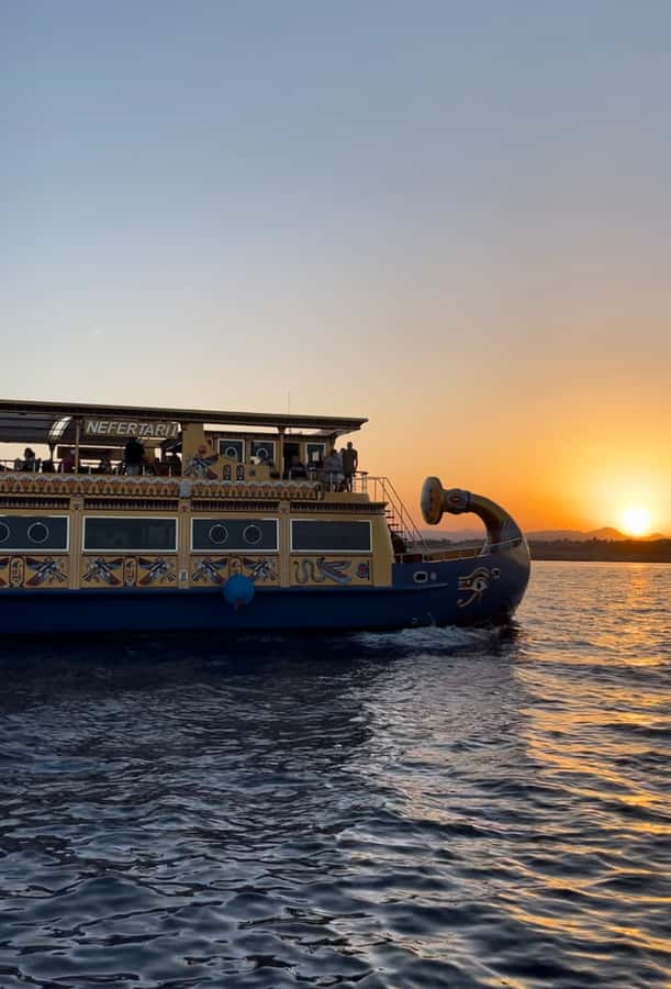 Marsa Alam: Nefertari Sunset Turtle Bay Cruise with Dinner - The Queen Nefertari tomb replica: more than a theme