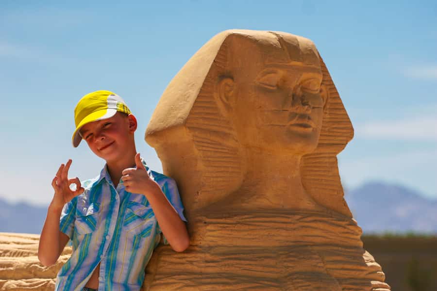 Mini Egypt Private Tour with Transfers & Pedal Boat Ride - Tickets, entries, and skipping the line: small perks that save energy