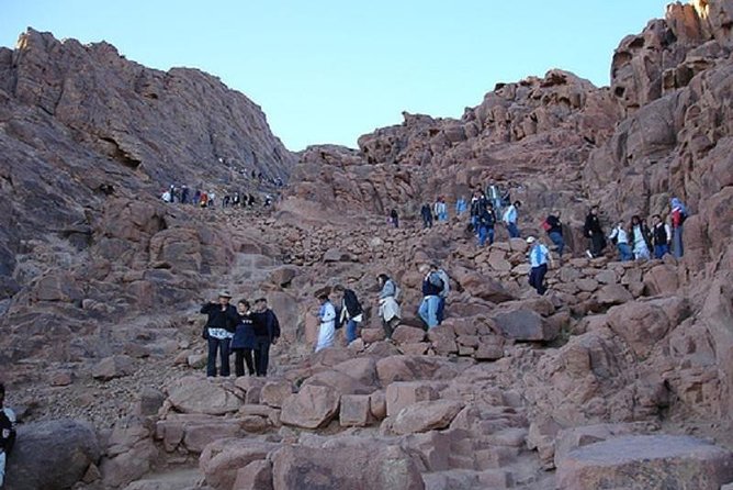 Mount Sinai Climb and St Catherine Tour from Sharm El Sheikh - The 700 steps: what the climb actually demands
