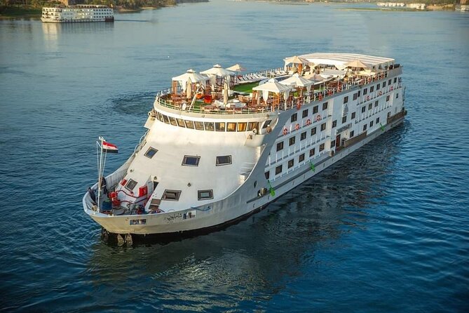 Nile Cruise 4nights – 5days from luxor to aswan with vist tours - Edfu Temple by carriage: a classic approach with a twist