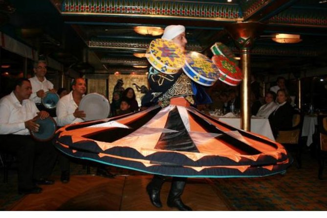 Nile dinner Cruise - 4 Stars Nile Cruise - Key things that make this Nile dinner cruise worth your time
