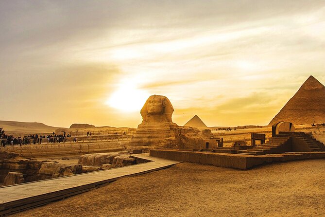 Old Cairo and Pyramids in Giza - Pyramids of Giza and the Sphinx: Planning for Scale