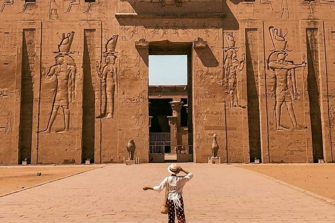 Package 4 Days 3 Nights Luxor to Abu Simbel Short Break - Luxor Temple and Karnak: how to see two scales of greatness