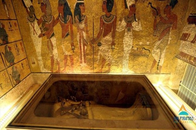 Package 5 days 4 nights Cairo to Luxor In Egypt - Giza Plateau and the Egyptian Museum: When the Highlights Meet Real Guidance