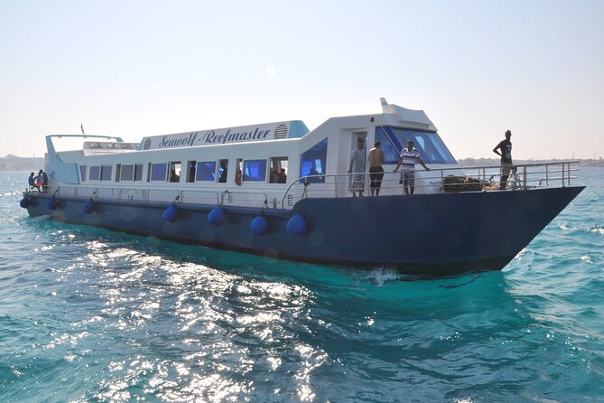 Panorama Semi Submarine Tour & Snorkeling Sea Trip With Transfer - Hurghada - How the semi-submarine tour works (and what you’re really buying)