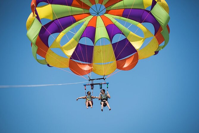 Paradise Island With Water Sports and Lunch Sea Trip, Parasailing - hurghada - Lunch and drinks: staying fueled without thinking