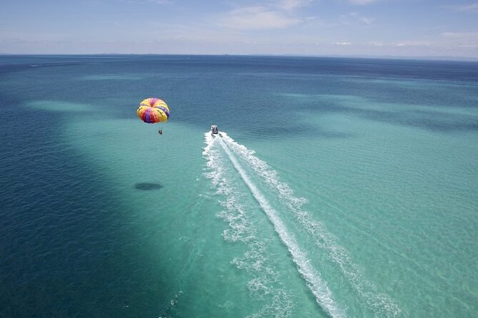 Parasailing Adventure in Sharm el Sheikh - The powerboat offshore: harness-up before you fly