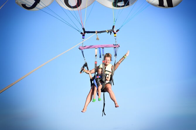 Parasailing Ride in Hurgada single&double with private Transfer - Included Extras That Make This Feel Like Real Value