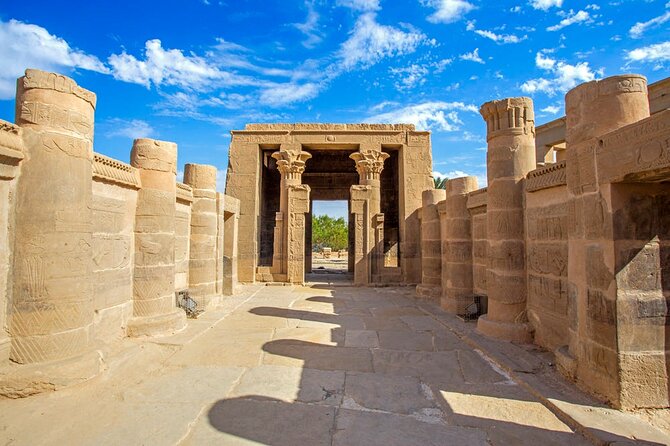 Private 04 Days Days Nile Cruise from Aswan to Luxor - Crowds, timing, and staying comfortable when the route is shared