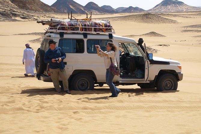 Private 2-Day White Desert and Bahariya Oasis Trip from Cairo - Day two: desert breakfast silence, recovery time in Bahariya, then back to Cairo