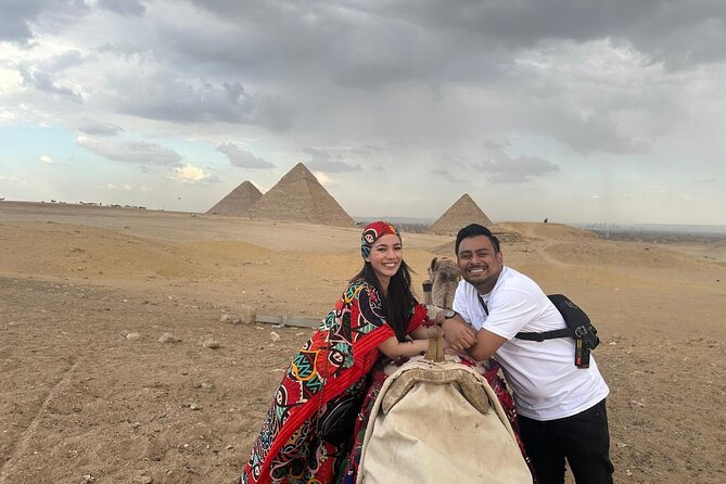 Private Cairo Highlights Tour (Pyramids, Grand Museum and Bazaar) - Giza Plateau with Mosheira: Pyramids, Sphinx, Camel Ride, and an Interior Visit