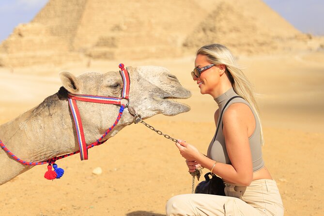 Private Day Tour Giza Pyramids, Sphinx, Memphis, and Saqqara - Giza plateau: the pyramids, the Sphinx, and the best-value viewing stops