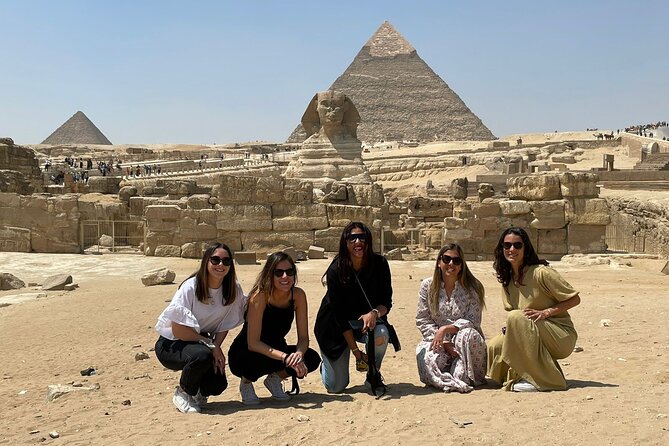 Private Day Tour Giza, Sakkara Pyramids, Memphis includes Lunch. - Great Sphinx stop: how to see it without losing the plot