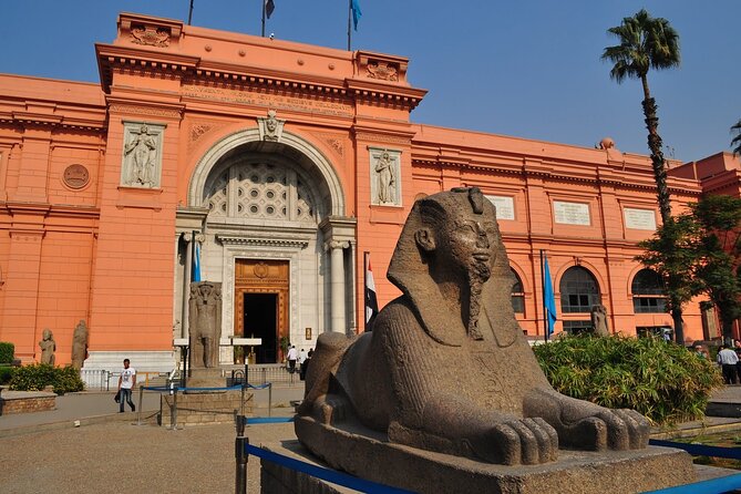 Private Day Tour Pyramids of Giza, Egyptian Museum and Bazaars - Price and Logistics: What You Pay Versus What You’ll Add