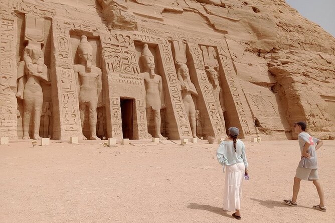 Private Day Tour to Abu Simble Temple from Aswan - Guide Expectations: Driver-Only vs Egyptologist Guidance