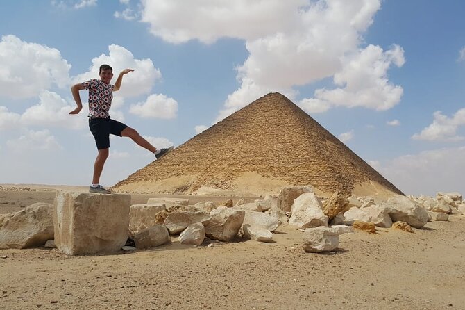 Private Day Tour to Giza Pyramids, Great Sphinx , Memphis and Sakkara - Great Sphinx and Valley Temple: Short Visit, Big Payoff