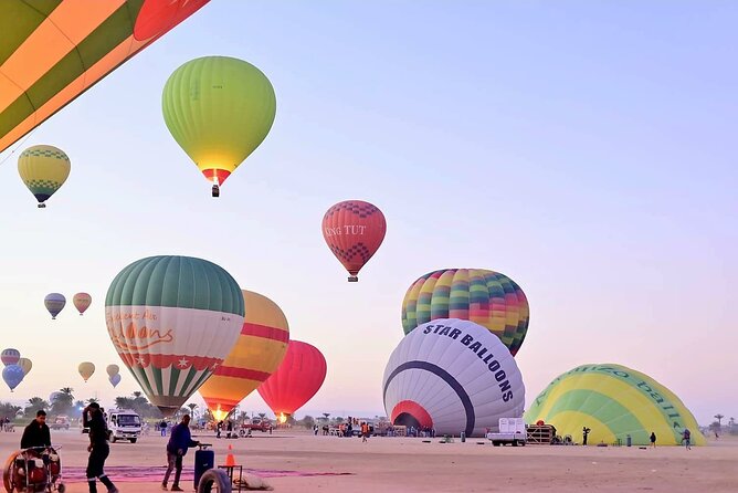 Private Day Tour to Luxor with Hot Air Balloon from Hurghada - From Hurghada at 11 PM: the long drive to Luxor