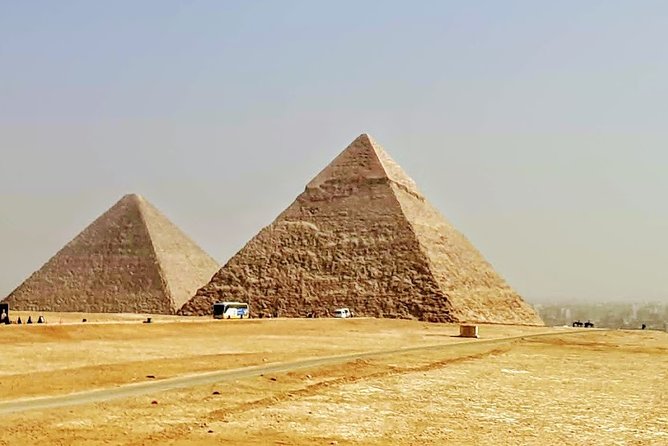 Private day trip to Cairo from Hurghada - Lunch at a Local Restaurant: Fuel for a Very Long Day