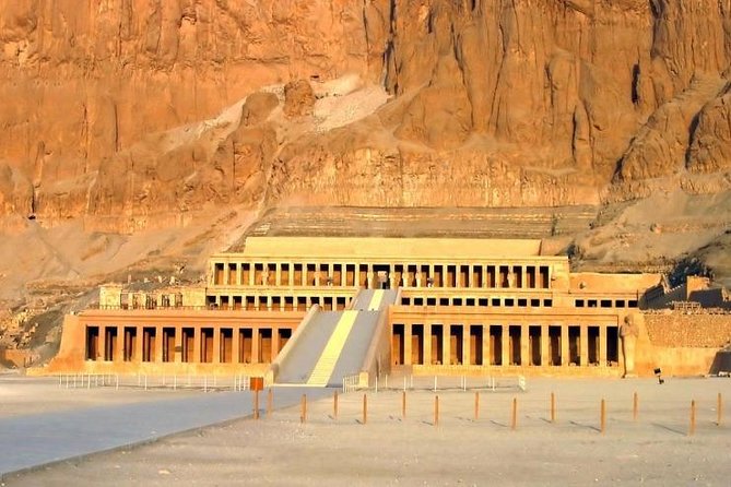 Private Excursion to the West Bank of Luxor with Egyptologist - How an Egyptologist guide turns monuments into meaning