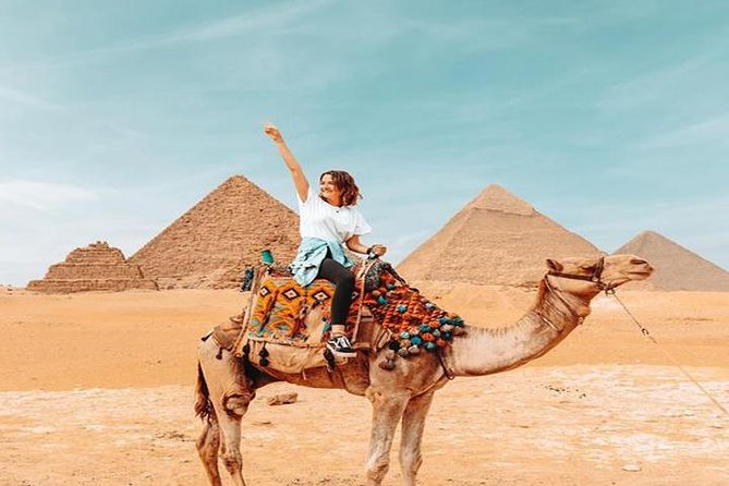 Private Experienced Tour for Camel ride during the sunset with Local Bedouin Dinner - Photography and comfort: smart casual meets desert reality