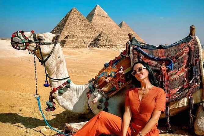 Private Full Day Tour Giza Pyramids Memphis Sakkara with Lunch - Giza Pyramids with Egyptologist guidance: Cheops, Chephren, Mykerinus