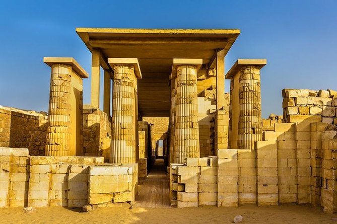Private Full Day Tour Giza Pyramids Sphinx Saqqara and Memphis including Lunch - Memphis and Saqqara Museum time: the early capital story comes together