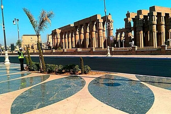 Private Full-Day Tour in Luxor with Hotel Pick Up - Hotel Pickup, Air-Conditioned Comfort, and Mobile Ticket Ease
