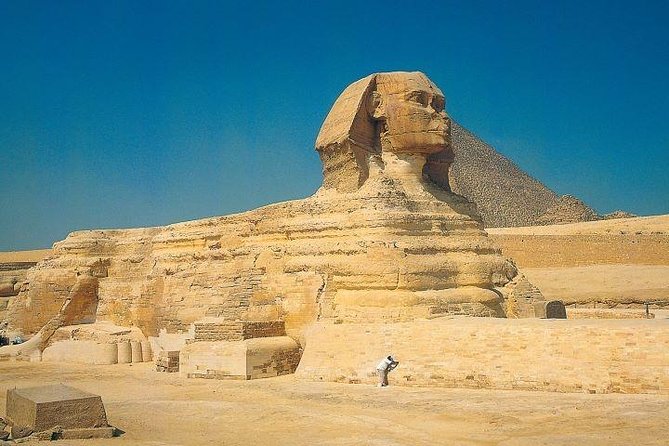 Private Full Day Tour To Cairo from Port Said Port & Hotels - Khafre’s Pyramid: the one that feels extra dramatic