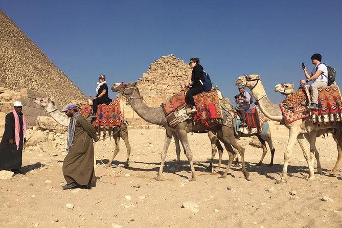 Private Full Day Tour to Giza Pyramids, Sakkara & Dahshur - Your Egyptologist guide and private vehicle: what you’re actually paying for