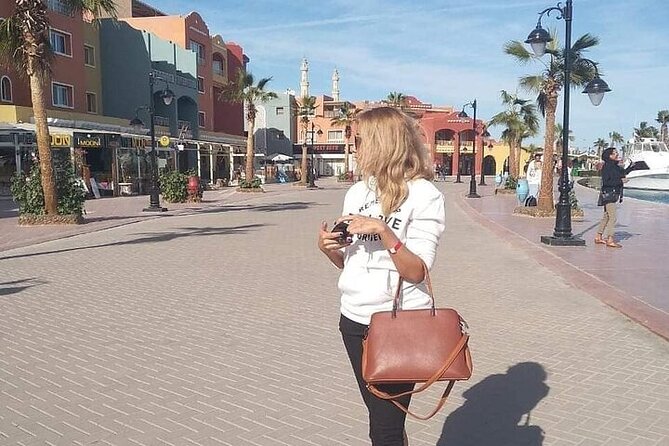 Private Guided City Tour and Shopping Experience in Hurghada - Shopping in Hurghada: souvenirs plus oils, perfume, and papyrus