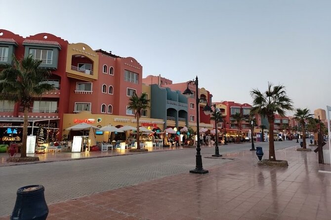 Private Guided City Tour With Handicrafts Shopping - Hurghada - Hurghada Marina: Sea Views, Cafés, and Island Photo Time