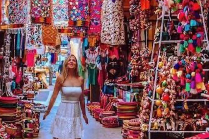 Private Guided Shopping Tour in Cairo - Three Pyramids Bazaar and the Cotton Stop You’ll Actually Care About