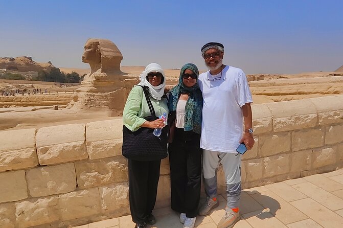 Private Guided Tour of Giza Pyramids and the great Sphinx - Pyramids of Giza: Panoramic Photos, Camel Options, and Vendor Control