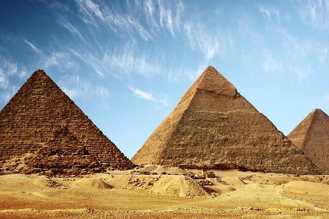 Private Guided Tour: Pyramids, Museum & Khan with Lunch & Drinks - Egyptian Museum in 3 hours: what you can realistically see