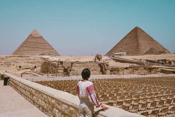 Private guided tour to Giza Pyramids, and Great Sphinx - Stop 1: The Giza Plateau and your camel-photo moment