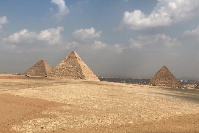 Private Guided Tour to Giza Pyramids, Valley Temple and Sphinx - Who this tour is best for (and who might want a different format)